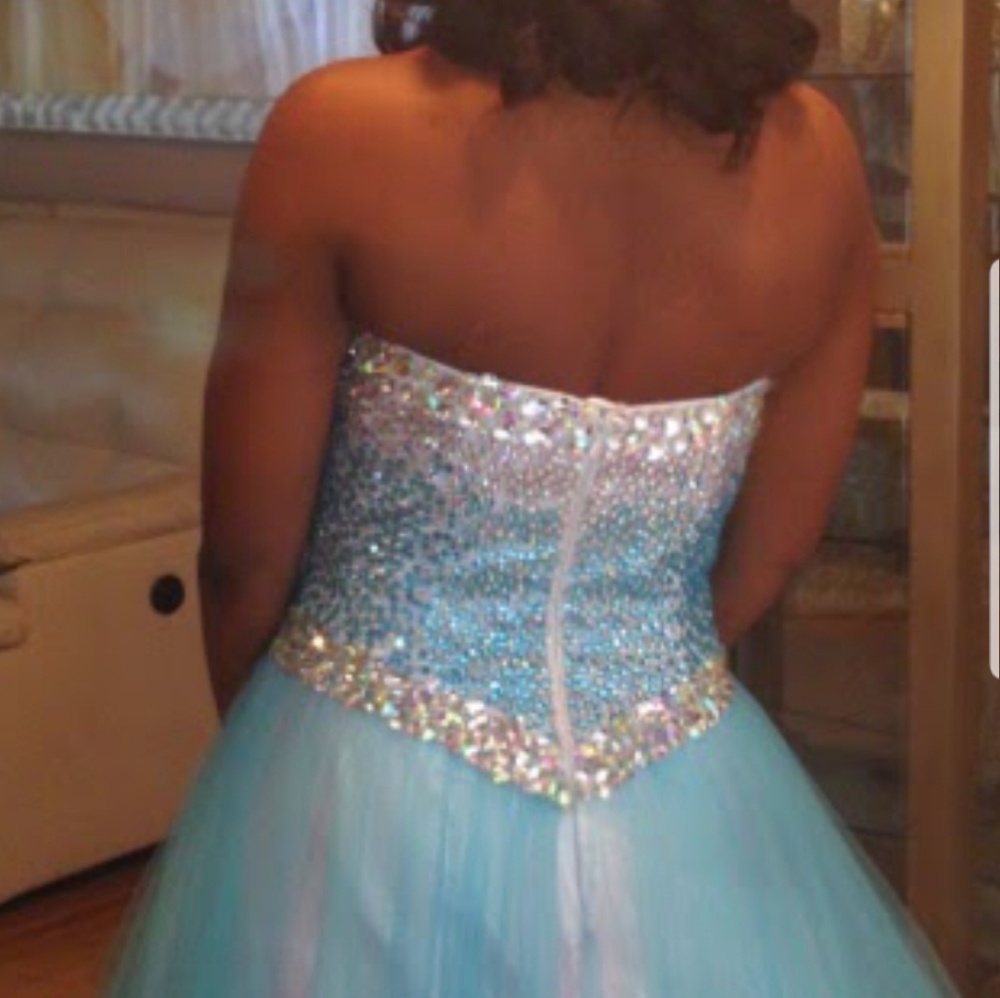 Prom dress